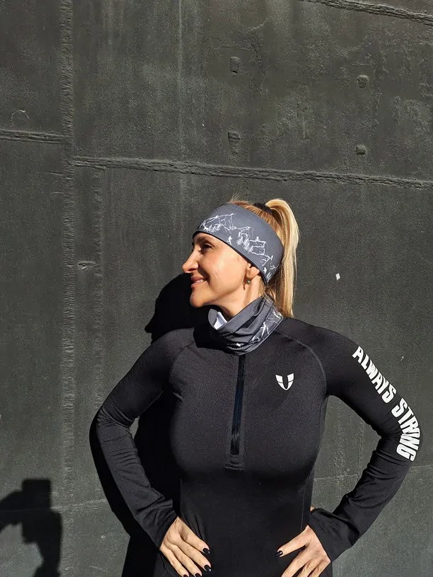 Sportovní čelenka Horské dobrodružství - Šedá