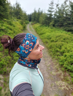 Sportovní nákrčník Modré květy